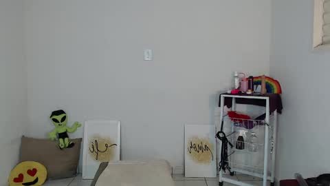 Hello My name is NaiaraPv is OPEN online show from 10-21-25, 07:47