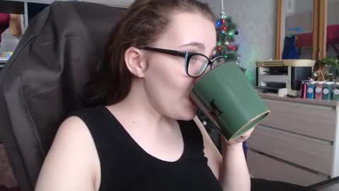 Snapshot of ankey_rayah chatting on 01-20-25, 08:52 Nameless online show from 01-20-25, 08:52