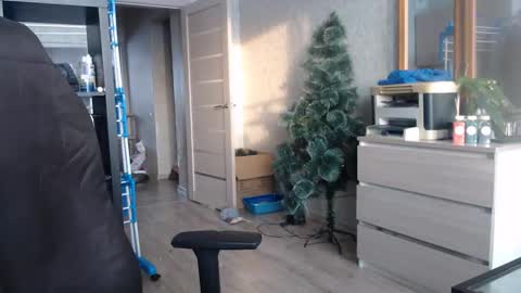 Snapshot of ankey_rayah chatting on 02-15-25, 10:44 Nameless online show from 02-15-25, 10:44