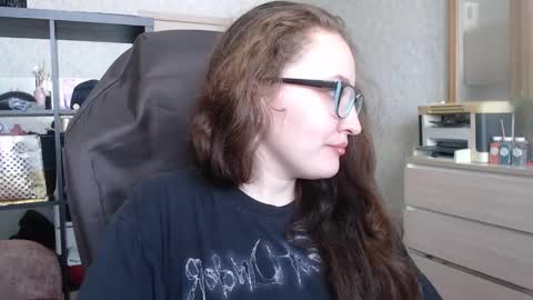 Snapshot of ankey_rayah chatting on 02-23-25, 06:49 Nameless online show from 02-23-25, 06:49