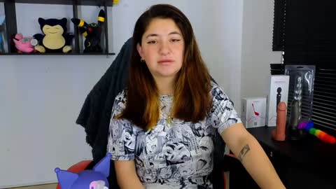 Snapshot of ann_cohen chatting on 01-28-25, 12:43 Only fans online show from 01-28-25, 12:43