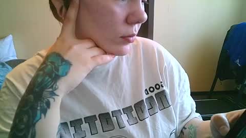 ann_lelala_ online show from 02-14-25, 06:45