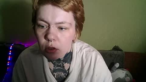 ann_lelala_ online show from 02-18-25, 07:43