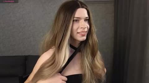 Snapshot of anna_inheart chatting on 02-01-26, 04:27 Anna online show from 02-01-26, 04:27