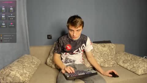 Snapshot of anna_jason chatting on 02-12-25, 04:00 Fansly Jason sweet ass online show from 02-12-25, 04:00