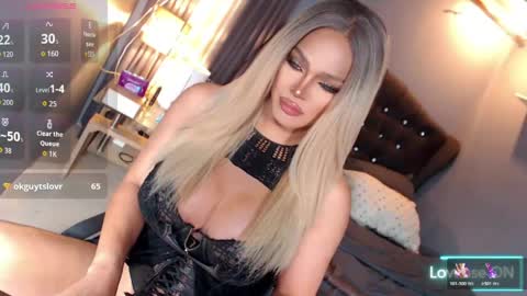 Snapshot of anna_mclaine chatting on 05-27-26, 12:40 Miss Anna online show from 05-27-26, 12:40