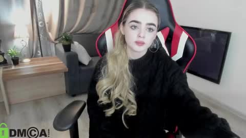 Snapshot of anna_nickol chatting on 12-12-24, 09:48 Anna online show from 12-12-24, 09:48