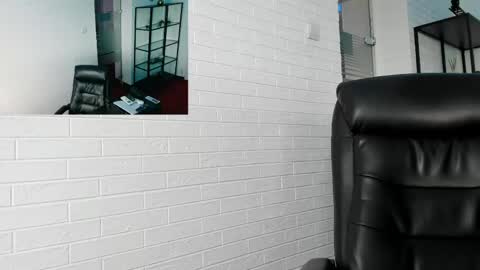 anna_nobel online show from 05-17-26, 06:00