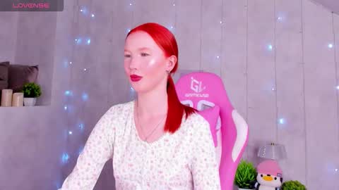 Snapshot of anna_patterson chatting on 09-23-25, 08:39 Anna online show from 09-23-25, 08:39