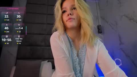 Anna online show from 10-08-25, 03:26