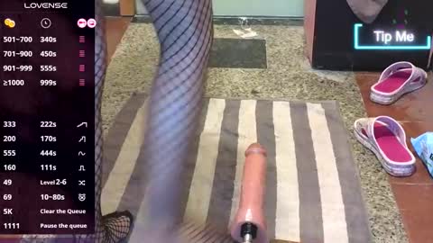 Snapshot of anna_squirt69 chatting on 11-15-25, 08:27 Anna online show from 11-15-25, 08:27