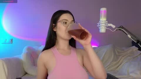 AnnaAoki online show from 10-15-25, 08:14