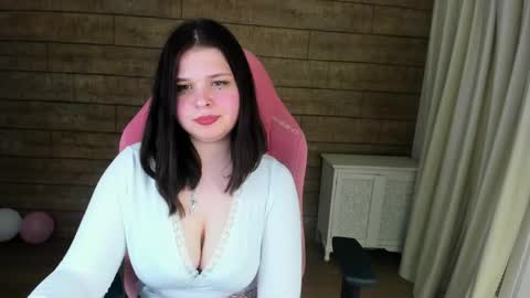 AnnaBanksy online show from 04-25-26, 01:41