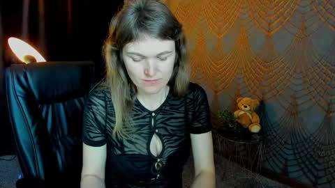Annabel online show from 05-17-26, 05:27