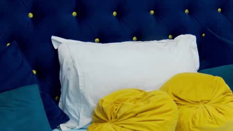 Snapshot of annabellerise chatting on 01-27-25, 09:22 Anna online show from 01-27-25, 09:22