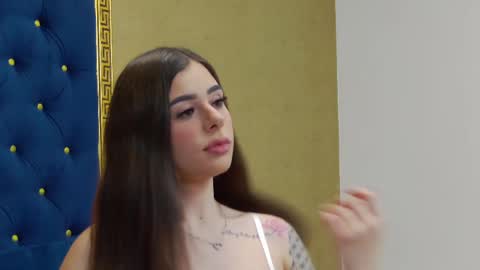 Snapshot of annabellerise chatting on 03-12-25, 06:11 Anna online show from 03-12-25, 06:11