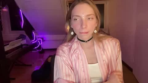 Snapshot of annadarko chatting on 05-04-26, 06:26 Anna Darko online show from 05-04-26, 06:26