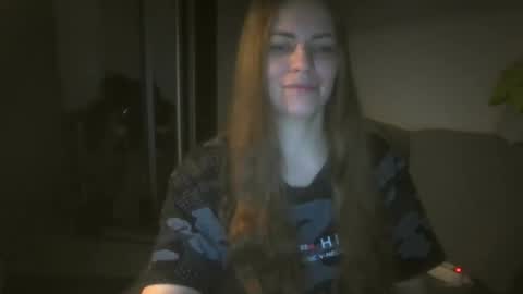 Snapshot of annadiamond1 chatting on 11-19-25, 12:54 annadiamond1 online show from 11-19-25, 12:54