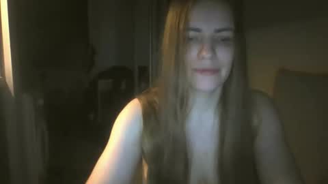 Snapshot of annadiamond1 chatting on 11-23-25, 01:05 annadiamond1 online show from 11-23-25, 01:05