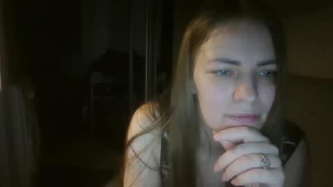 Snapshot of annadiamond1 chatting on 11-27-25, 11:40 annadiamond1 online show from 11-27-25, 11:40