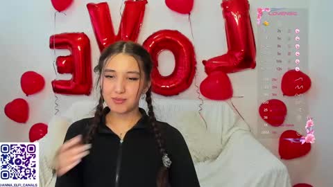 Snapshot of annaelfi chatting on 02-16-25, 09:15 Anna online show from 02-16-25, 09:15