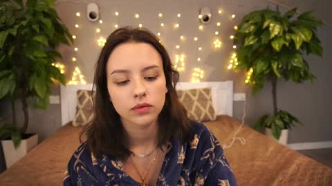 Anna online show from 01-11-25, 01:37