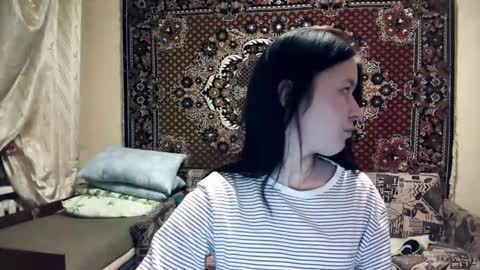 Snapshot of annafols chatting on 12-20-25, 03:52 Anna online show from 12-20-25, 03:52