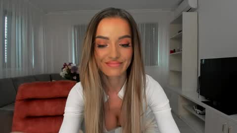 Snapshot of annaise_ chatting on 04-30-26, 07:25 annaise online show from 04-30-26, 07:25