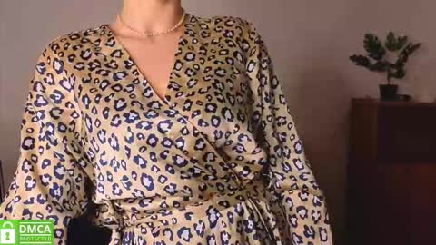 Snapshot of annakillian_kiss chatting on 12-14-25, 06:30 Anna online show from 12-14-25, 06:30