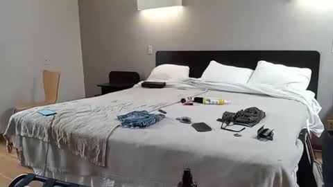 Anna Lee Cross online show from 03-26-26, 07:14