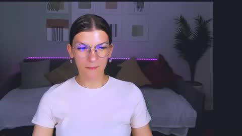 Im Anna online show from 06-11-26, 05:05