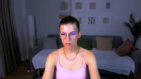 Im Anna online show from 06-22-26, 04:20