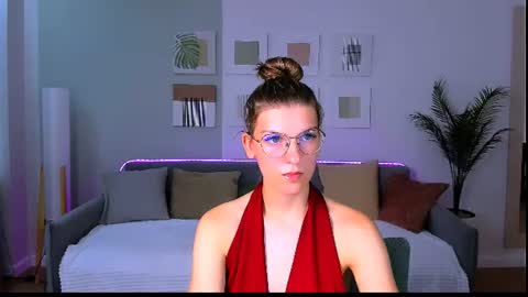 Im Anna online show from 06-25-26, 05:07