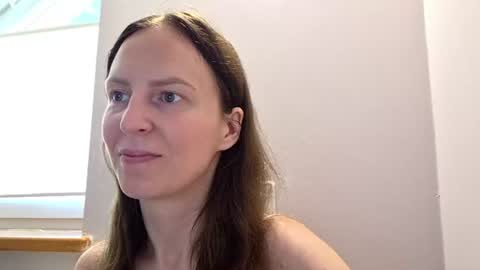 Snapshot of annawetpassion chatting on 06-30-26, 08:15 Anna online show from 06-30-26, 08:15