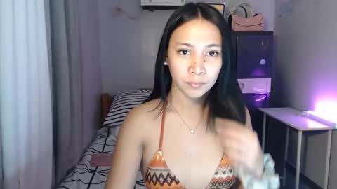 Snapshot of anne_chanelx chatting on 05-11-26, 03:51 anne_chanelx online show from 05-11-26, 03:51