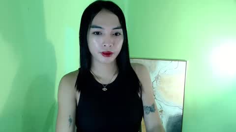 Snapshot of anne_kourtney chatting on 03-08-25, 09:28 vanessa online show from 03-08-25, 09:28