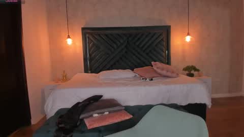 Snapshot of anne_mallow chatting on 02-27-25, 10:26 Ann online show from 02-27-25, 10:26