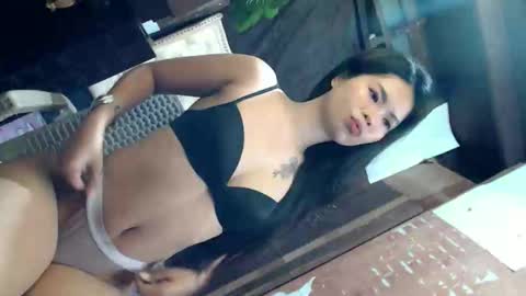 Snapshot of anne_stephy chatting on 02-26-26, 12:15 anne stephy online show from 02-26-26, 12:15