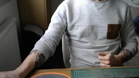 annecylake online show from 01-20-25, 01:21