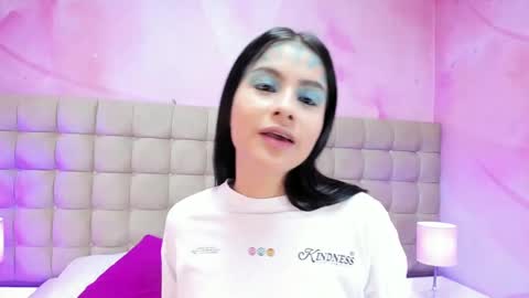 Anne online show from 10-21-25, 03:07