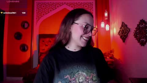 Snapshot of annejane_ chatting on 12-03-24, 08:28 Anne online show from 12-03-24, 08:28