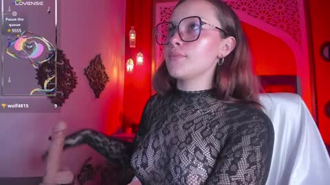 Snapshot of annejane_ chatting on 12-16-24, 08:37 Anne online show from 12-16-24, 08:37