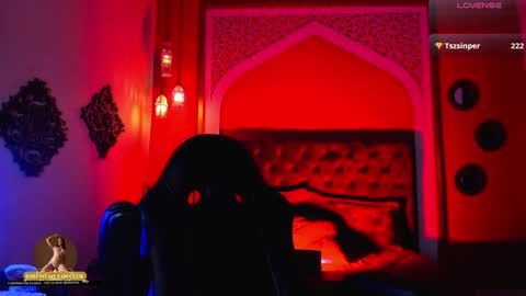 Snapshot of annejane_ chatting on 01-22-25, 08:49 Anne online show from 01-22-25, 08:49