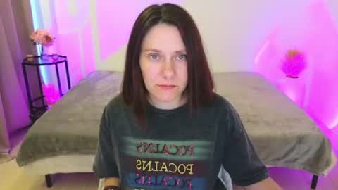 Annemorie online show from 06-25-26, 06:29