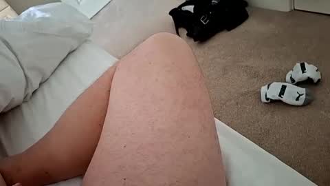 Snapshot of annesfeet chatting on 01-21-25, 02:05 Annesfeet online show from 01-21-25, 02:05