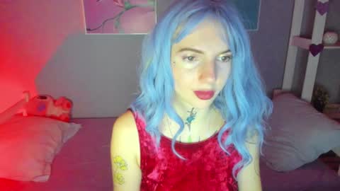 Snapshot of annetenet chatting on 01-11-25, 09:15 Annet online show from 01-11-25, 09:15