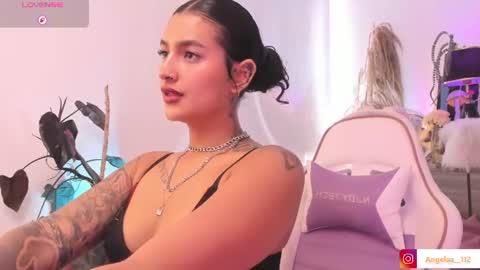 Angel online show from 06-25-26, 04:00