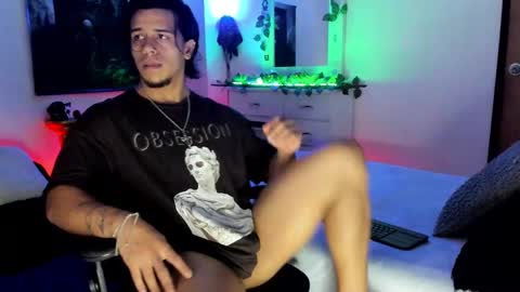 Snapshot of annibal_toro chatting on 02-25-25, 10:50 darg online show from 02-25-25, 10:50