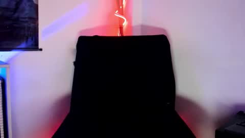 Snapshot of annibal_toro chatting on 05-14-26, 09:32 darg online show from 05-14-26, 09:32