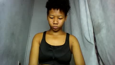 Snapshot of annick98 chatting on 02-11-26, 08:30 annick98 online show from 02-11-26, 08:30